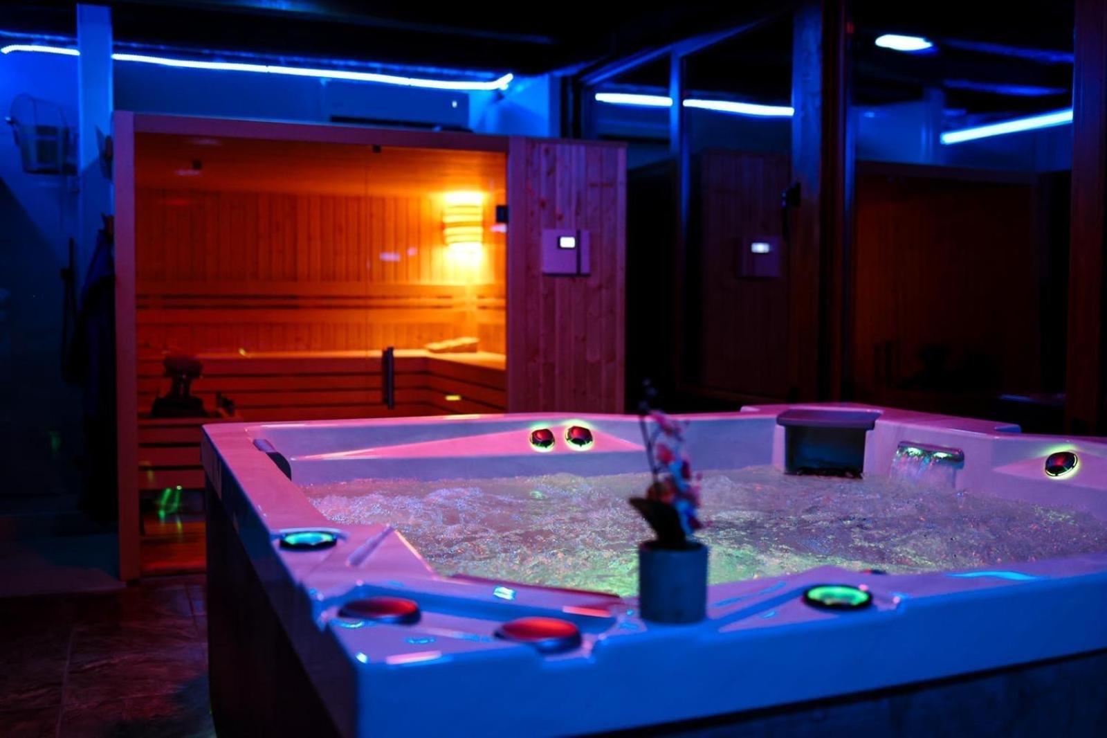 Hanu Lui Gica Spa Satu Mare Ngoại thất bức ảnh
