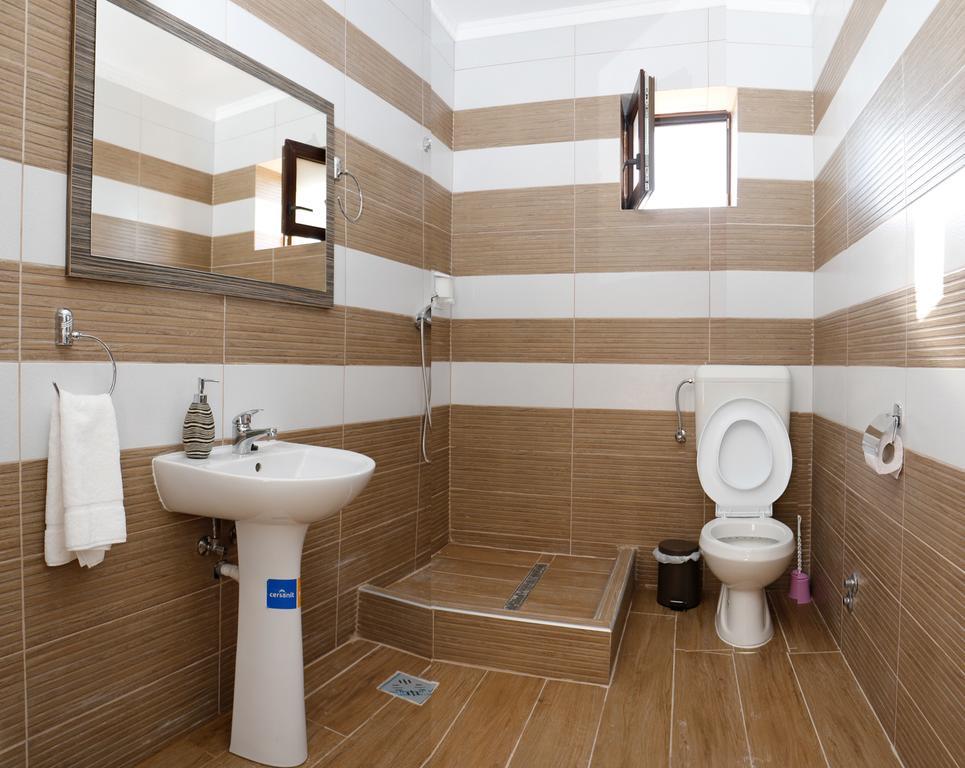 Hanu Lui Gica Spa Satu Mare Ngoại thất bức ảnh